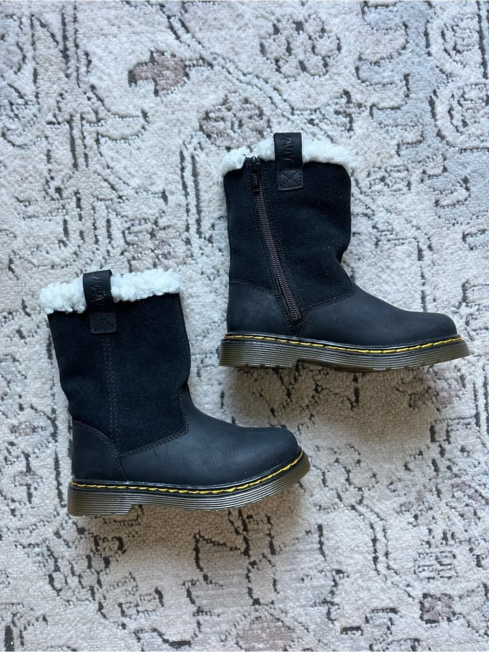 Dr. Doc Martens Juney Toddler Black Suede Faux Fur Lined High Boots Size 10